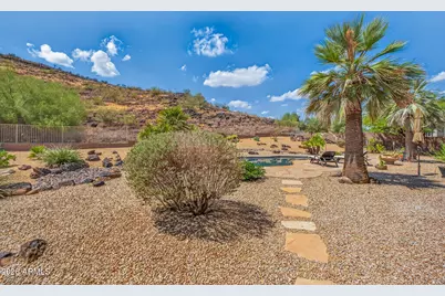 5565 W Pinnacle Hill Drive, Glendale, AZ 85310 - Photo 88