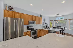 814 S 124th Ave, Avondale, AZ 85323 - Photo 4
