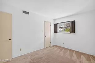 8333 E Valley Vista Dr, Scottsdale, AZ 85250 - Photo 18