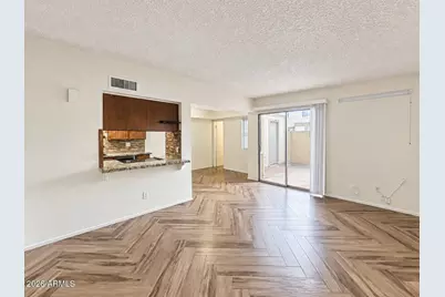 5934 N 48th Lane, Glendale, AZ 85301 - Photo 4