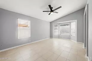 881 E Orchid Ln, Chandler, AZ 85225 - Photo 14
