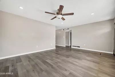 27 W James Place, Sierra Vista, AZ 85635 - Photo 8