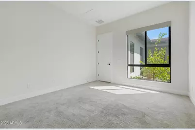 813 E Corral Road, Phoenix, AZ 85042 - Photo 32