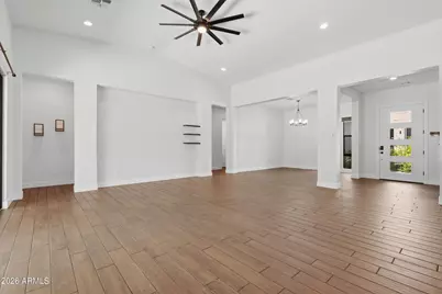 813 E Corral Road, Phoenix, AZ 85042 - Photo 8