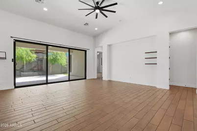 813 E Corral Road, Phoenix, AZ 85042 - Photo 16