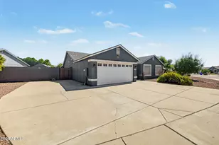 22627 N 31st Ave, Phoenix, AZ 85027 - Photo 1