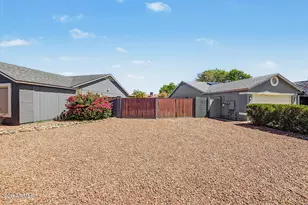 22627 N 31st Ave, Phoenix, AZ 85027 - Photo 2
