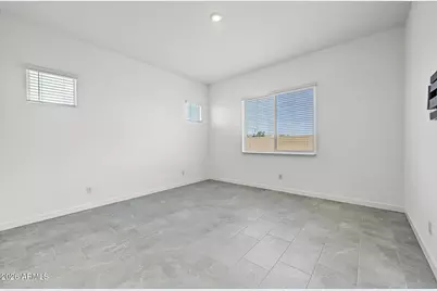 9654 W Mitchell Drive, Phoenix, AZ 85037 - Photo 18