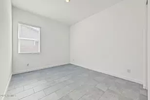9654 W Mitchell Dr, Phoenix, AZ 85037 - Photo 26