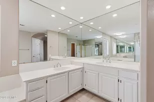 5200 S Lakeshore Dr, Tempe, AZ 85283 - Photo 22