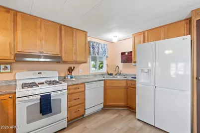 2523 E Contention Mine Road #21, Phoenix, AZ 85032 - Photo 8