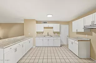 4630 E Southern Ave, Phoenix, AZ 85042 - Photo 12