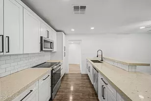11430 N 37th Ave, Phoenix, AZ 85029 - Photo 10