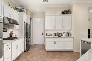 4196 E Nightingale Ln, Gilbert, AZ 85298 - Photo 10