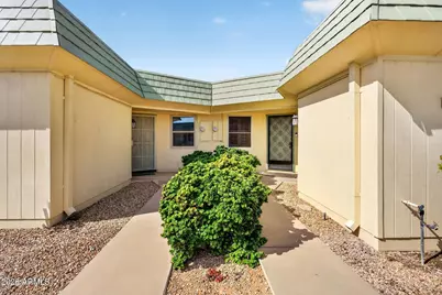 10554 W Ocotillo Drive, Sun City, AZ 85373 - Photo 2