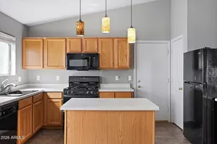 30379 N Coral Bean Dr, San Tan Valley, AZ 85143 - Photo 10
