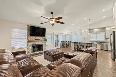 5960 E Vermillion Street, Mesa, AZ 85215 - Photo 12