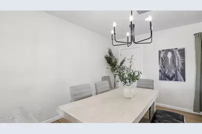 2929 N 55th Place, Phoenix, AZ 85018 - Photo 18