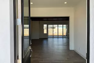 17250 W Edinburg St, Surprise, AZ 85388 - Photo 4