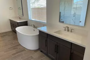 17250 W Edinburg St, Surprise, AZ 85388 - Photo 12