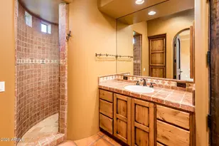 8300 E Dixileta Dr, Scottsdale, AZ 85266 - Photo 56