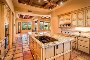 8300 E Dixileta Dr, Scottsdale, AZ 85266 - Photo 34