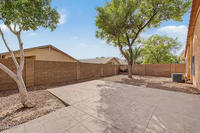 15745 W Latham Street, Goodyear, AZ 85338 - Photo 20