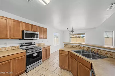 2602 S 112th Drive, Avondale, AZ 85323 - Photo 12