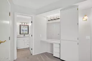 10146 W Hutton Dr, Sun City, AZ 85351 - Photo 18