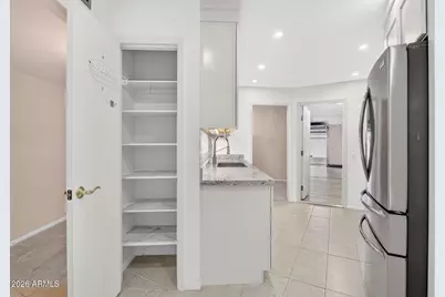 10146 W Hutton Drive, Sun City, AZ 85351 - Photo 14
