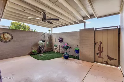 10146 W Hutton Drive, Sun City, AZ 85351 - Photo 28