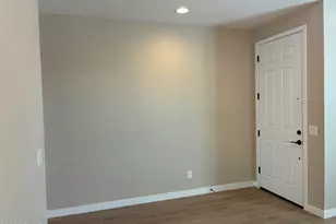 17296 W Valentine St, Surprise, AZ 85388 - Photo 6