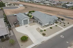 2024 E Eucalyptus Ln, San Tan Valley, AZ 85143 - Photo 10