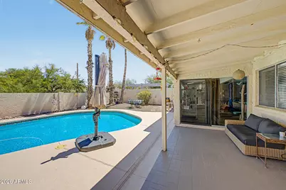 1132 E Village Cir Drive N, Phoenix, AZ 85022 - Photo 32