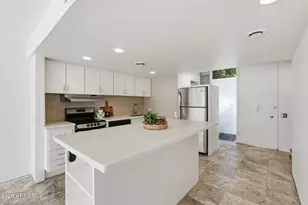 4401 N 40th St, Phoenix, AZ 85018 - Photo 8