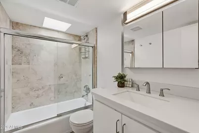 4401 N 40th Street #13, Phoenix, AZ 85018 - Photo 16