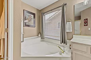 8450 W McRae Way, Peoria, AZ 85382 - Photo 22