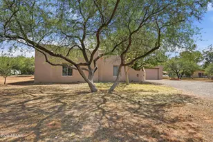 10425 E Willow Dr, Cornville, AZ 86325 - Photo 2
