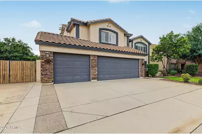 1021 E Rosebud Drive, San Tan Valley, AZ 85143 - Photo 2