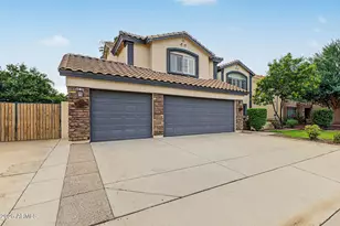 1021 E Rosebud Dr, San Tan Valley, AZ 85143 - Photo 2