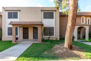 7126 N 19th Ave, Phoenix, AZ 85021 - Photo 1