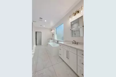 7748 N 13th Place, Phoenix, AZ 85020 - Photo 14