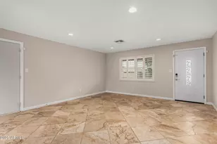 11825 S Coconino St, Phoenix, AZ 85044 - Photo 10