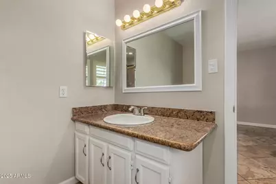 11825 S Coconino Street, Phoenix, AZ 85044 - Photo 20