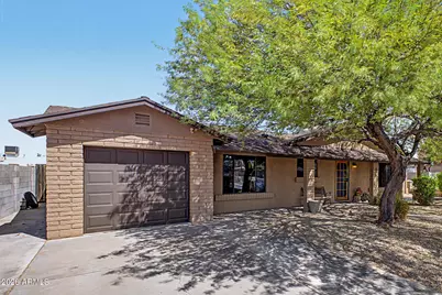 7200 W North Lane, Peoria, AZ 85345 - Photo 6