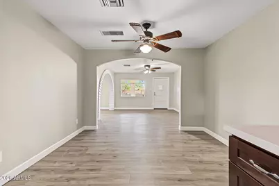 602 W Chipman Road, Phoenix, AZ 85041 - Photo 12