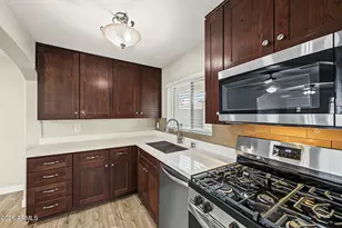 602 W Chipman Rd, Phoenix, AZ 85041 - Photo 10