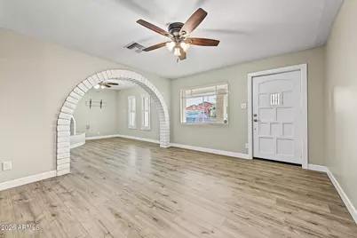 602 W Chipman Road, Phoenix, AZ 85041 - Photo 6