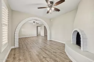 602 W Chipman Rd, Phoenix, AZ 85041 - Photo 8