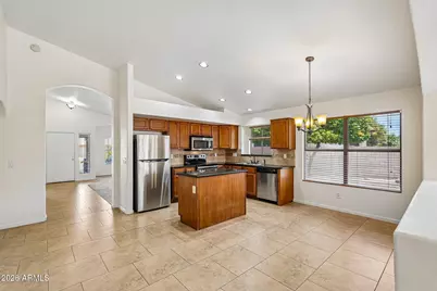 15287 W Tad Lane, Surprise, AZ 85374 - Photo 12